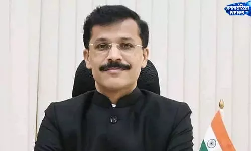 सुबोध सावजी ने FDA कमिश्नर तुकाराम मुंडे की कार्रवाई की सराहना सुबोध सावजी ने FDA कमिश्नर तुकाराम मुंडे की कार्रवाई की सराहना