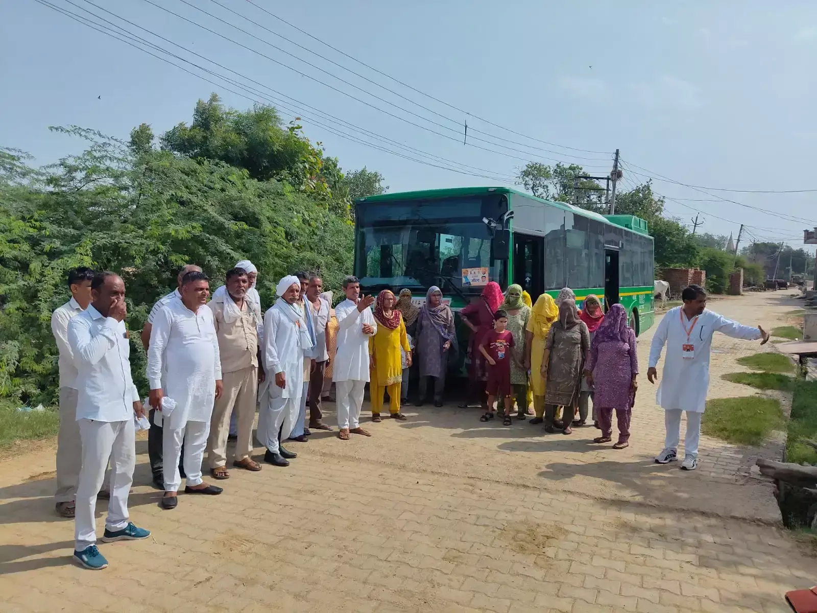 Jind: ईको फ्रेंडली रैली बनी मिसाल, पेट्रोल-डीजल की जगह ई-वाहनों का उपयोग Jind: ईको फ्रेंडली रैली बनी मिसाल, पेट्रोल-डीजल की जगह ई-वाहनों का उपयोग