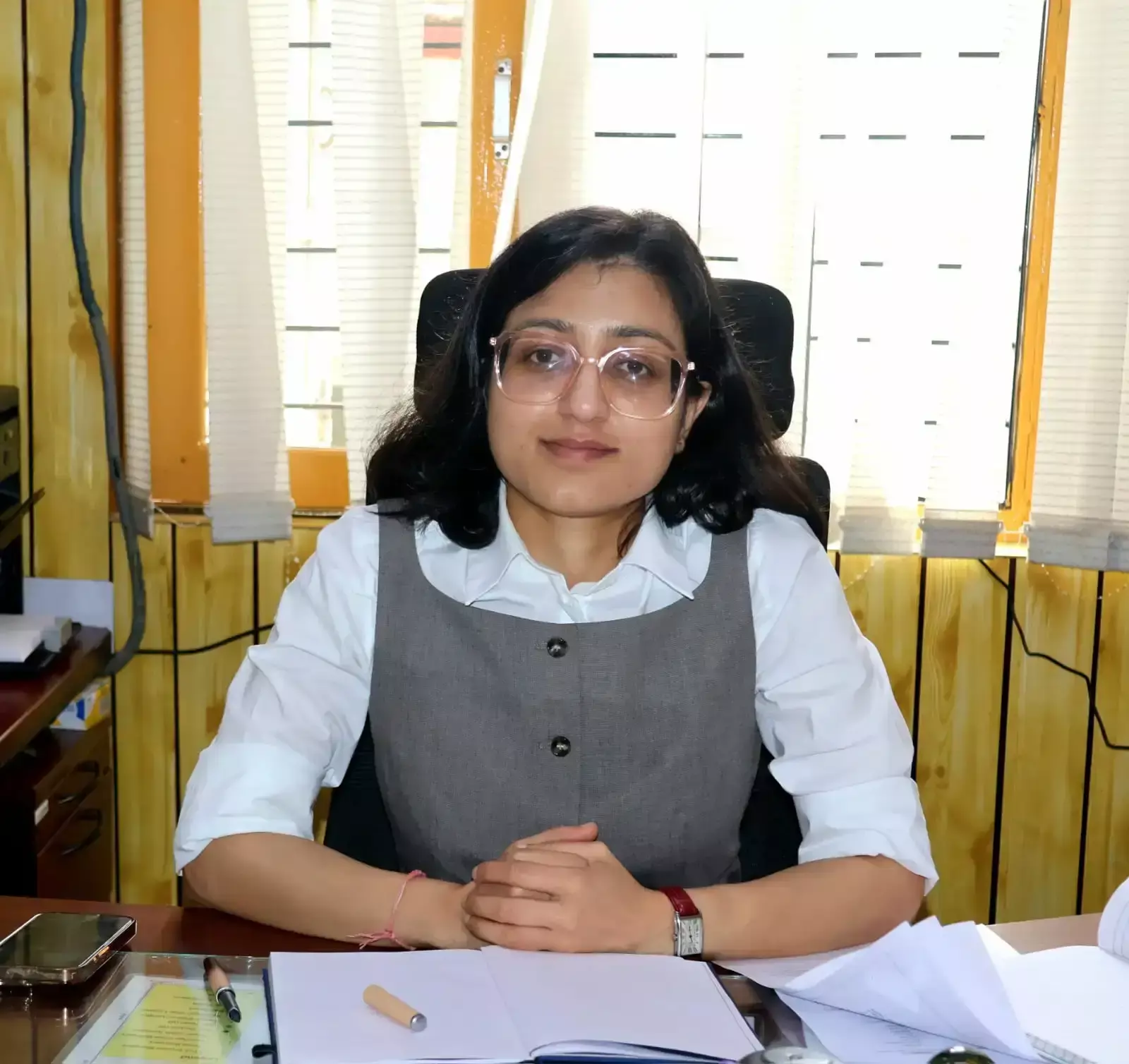 Mandi: करसोग प्रशासन को मिली नई एसडीएम, अलीशा चौहान ने शुरू किया काम Mandi: करसोग प्रशासन को मिली नई एसडीएम, अलीशा चौहान ने शुरू किया काम