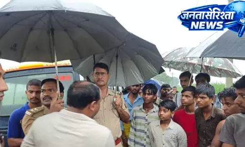 गन्ने के खेत में मिला मानव कंकाल, बाघ हमले की आशंका; महेशपुर वन रेंज में जांच शुरू गन्ने के खेत में मिला मानव कंकाल, बाघ हमले की आशंका; महेशपुर वन रेंज में जांच शुरू