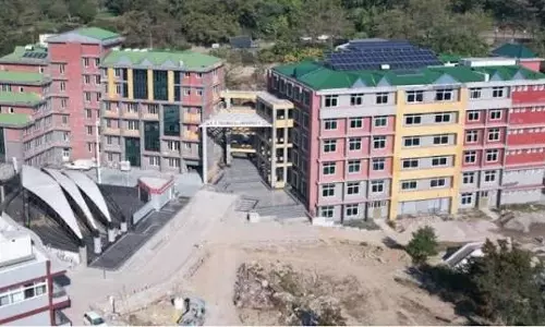 Hamirpur: तकनीकी विश्वविद्यालय में दूसरे चरण की काउंसलिंग के बाद होगा सीट आवंटन Hamirpur: तकनीकी विश्वविद्यालय में दूसरे चरण की काउंसलिंग के बाद होगा सीट आवंटन