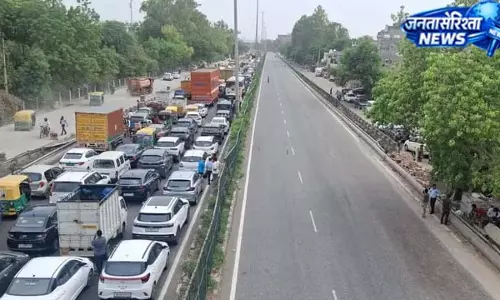66KV लाइन बनी आफत, हाईवे पर 5 किमी तक वाहनों की कतार 66KV लाइन बनी आफत, हाईवे पर 5 किमी तक वाहनों की कतार