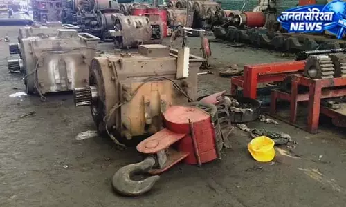 डीजल शेड में दर्दनाक हादसा, क्रेन हुक की चपेट में टेक्नीशियन की मौत डीजल शेड में दर्दनाक हादसा, क्रेन हुक की चपेट में टेक्नीशियन की मौत