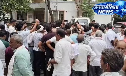 भिंड में जमीन विवाद ने लिया खूनी रूप, रिटायर्ड सैनिक की चचेरे भाई ने गोली मारकर की हत्या भिंड में जमीन विवाद ने लिया खूनी रूप, रिटायर्ड सैनिक की चचेरे भाई ने गोली मारकर की हत्या