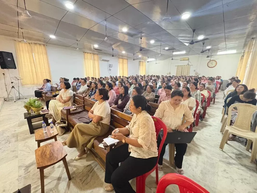 नर्सिंग में चिकित्सा उपस्थिति पर सेमिनार आयोजित किया गया नर्सिंग में चिकित्सा उपस्थिति पर सेमिनार आयोजित किया गया