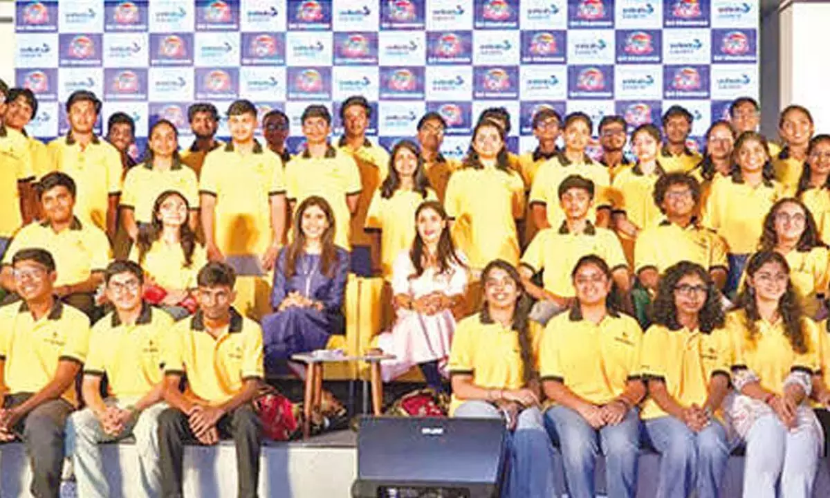 Andhra: श्री चैतन्य ने NEET 2026 में टॉप रैंक हासिल कीं Andhra: श्री चैतन्य ने NEET 2026 में टॉप रैंक हासिल कीं