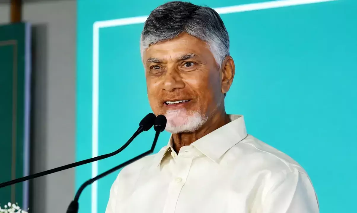 Andhra: मुख्यमंत्री चंद्रबाबू ने NTR ज़िले में कचरा प्रसंस्करण संयंत्र का उद्घाटन किया Andhra: मुख्यमंत्री चंद्रबाबू ने NTR ज़िले में कचरा प्रसंस्करण संयंत्र का उद्घाटन किया