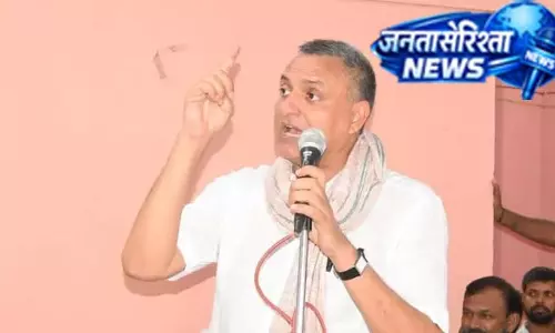 पंचायत टैक्स पर RJD का विरोध, परिसीमन पर उठाए सवाल पंचायत टैक्स पर RJD का विरोध, परिसीमन पर उठाए सवाल