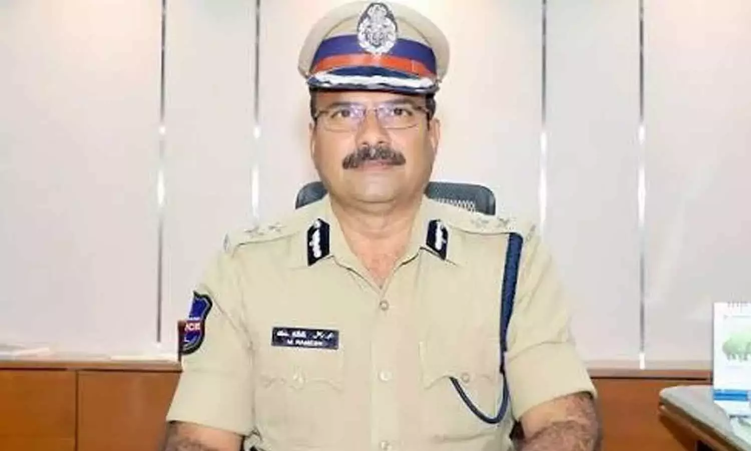 Telangana: साइबराबाद के पुलिस कमिश्नर ने युवाओं से ईमानदारी और इनोवेशन को बनाए रखने का आग्रह किया Telangana: साइबराबाद के पुलिस कमिश्नर ने युवाओं से ईमानदारी और इनोवेशन को बनाए रखने का आग्रह किया