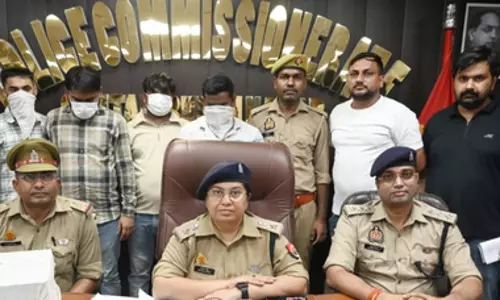 फर्जी कॉल सेंटर का भंडाफोड़, चार आरोपी गिरफ्तार फर्जी कॉल सेंटर का भंडाफोड़, चार आरोपी गिरफ्तार