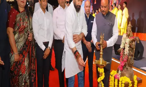 450 से ज्यादा छात्रों को चिराग की सीख, नेतृत्वकर्ता बनने का किया आह्वान 450 से ज्यादा छात्रों को चिराग की सीख, नेतृत्वकर्ता बनने का किया आह्वान