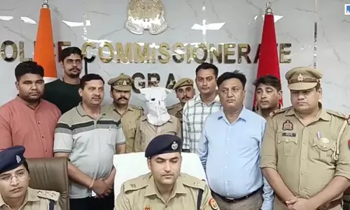 मौत का नाटक कर छिपा था बदमाश, पुलिस ने 50 हजार के इनामी को दबोचा मौत का नाटक कर छिपा था बदमाश, पुलिस ने 50 हजार के इनामी को दबोचा