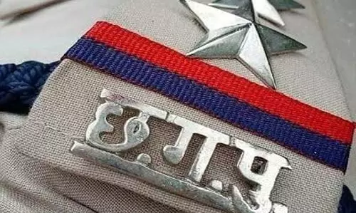 रायगढ़ पुलिस विभाग में बड़ा फेरबदल, कई थाना प्रभारियों का प्रभार बदला रायगढ़ पुलिस विभाग में बड़ा फेरबदल, कई थाना प्रभारियों का प्रभार बदला