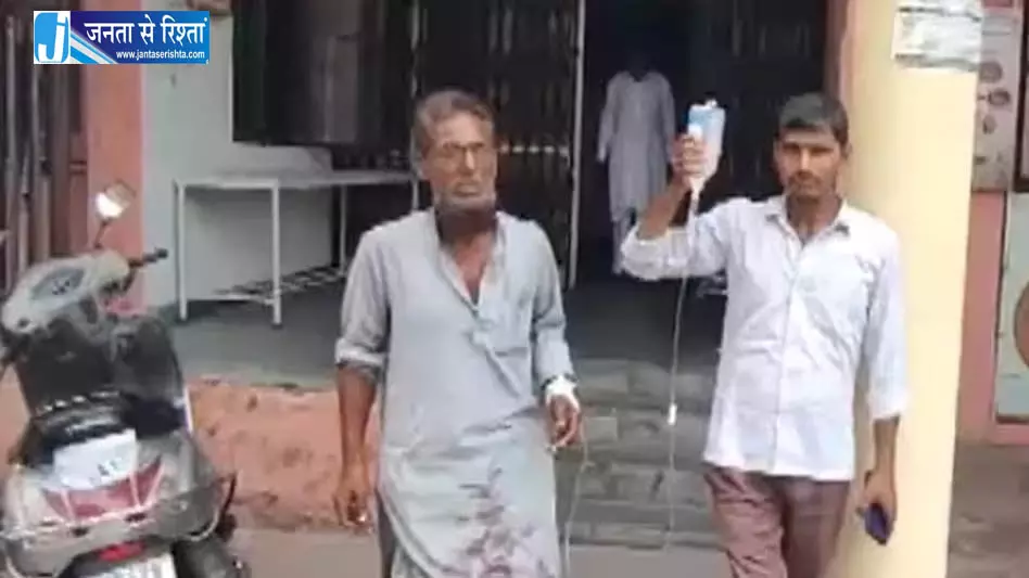 बहू ने ससुर को हमेशा के लिए सिखाया सबक, गंदी हरकत से तंग आकर प्राइवेट पार्ट काटा बहू ने ससुर को हमेशा के लिए सिखाया सबक, गंदी हरकत से तंग आकर प्राइवेट पार्ट काटा