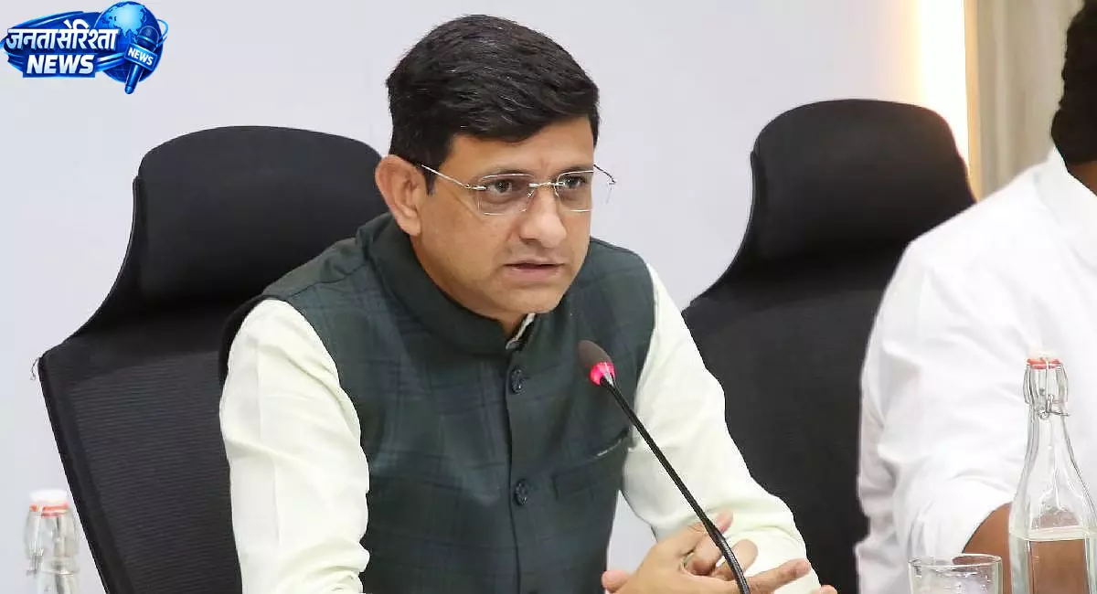 इंदौर का ठोस कचरा प्रबंधन मॉडल बनेगा राष्ट्रीय उदाहरण, नए नियमों में शामिल होंगे कई प्रावधान इंदौर का ठोस कचरा प्रबंधन मॉडल बनेगा राष्ट्रीय उदाहरण, नए नियमों में शामिल होंगे कई प्रावधान