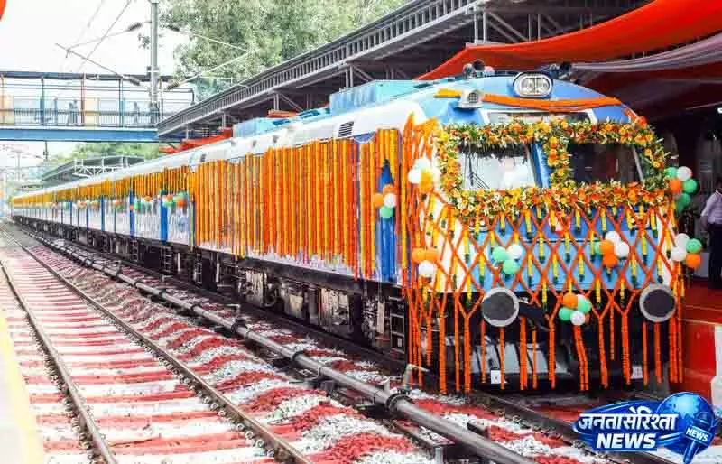 Delhi भारत की पहली हाइड्रोजन ट्रेन की 5 बड़ी खासियतें Delhi भारत की पहली हाइड्रोजन ट्रेन की 5 बड़ी खासियतें
