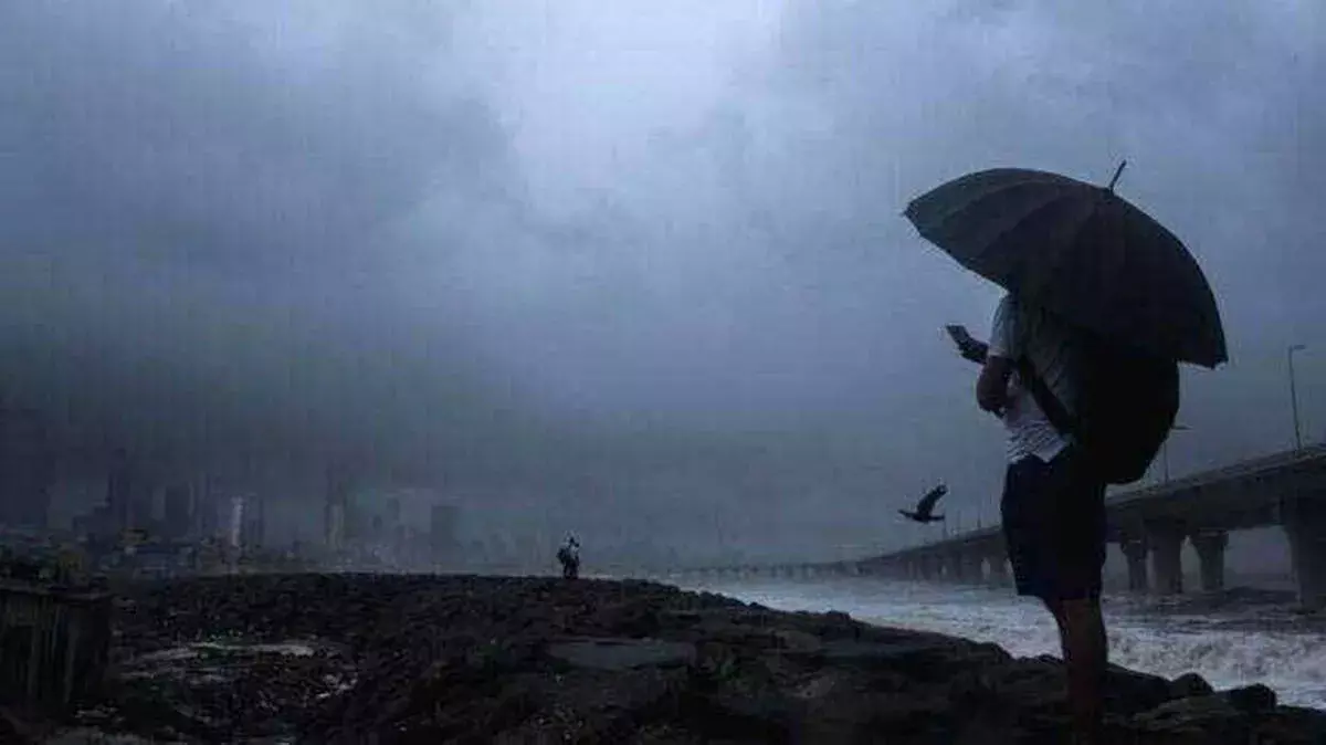 मानसून के फिर से सक्रिय होने की उम्मीद; सोमवार तक भारी बारिश का अनुमान मानसून के फिर से सक्रिय होने की उम्मीद; सोमवार तक भारी बारिश का अनुमान