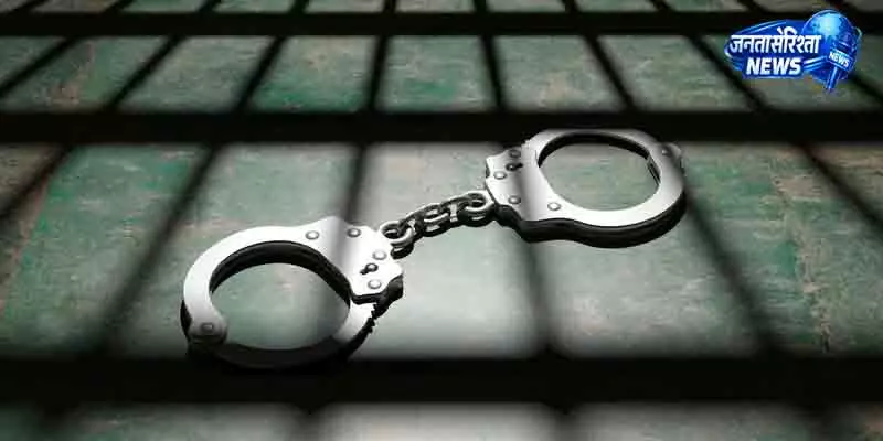 Delhi सिगरेट के भुगतान से नकली मुद्रा रैकेट का खुलासा Delhi सिगरेट के भुगतान से नकली मुद्रा रैकेट का खुलासा