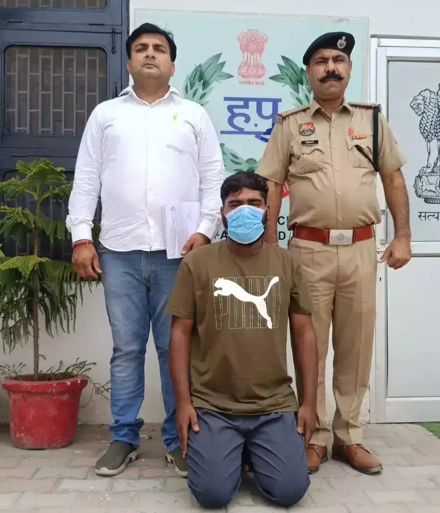 Faridabad: शराब गोदाम की 12.50 लाख की रकम लेकर भागा कर्मचारी गिरफ्तार Faridabad: शराब गोदाम की 12.50 लाख की रकम लेकर भागा कर्मचारी गिरफ्तार