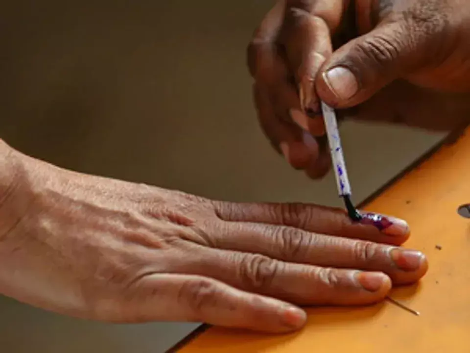 जनगणना के बाद ओडिशा में पंचायत और शहरी निकाय चुनाव की तैयारी तेज जनगणना के बाद ओडिशा में पंचायत और शहरी निकाय चुनाव की तैयारी तेज