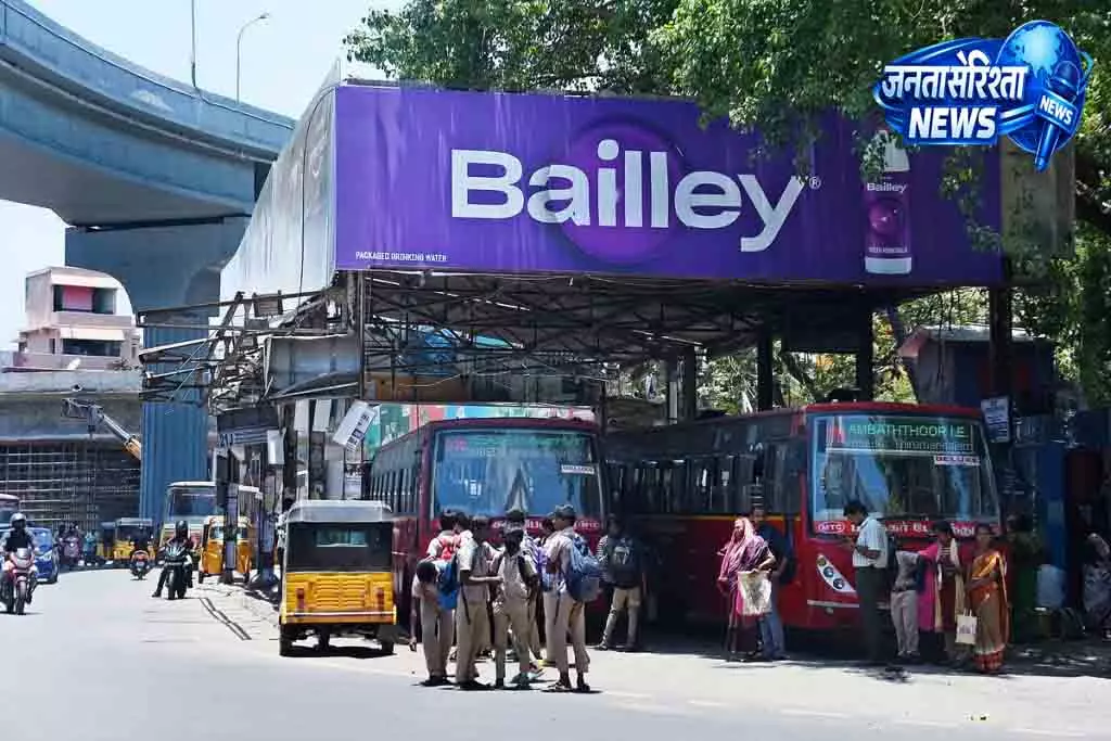 वेलाचेरी बस टर्मिनल पूरा होने के करीब वेलाचेरी बस टर्मिनल पूरा होने के करीब