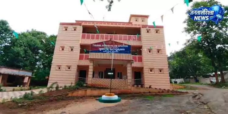 Kalahandi में बदहाल रास्तों से ग्रामीणों की बढ़ी परेशानी Kalahandi में बदहाल रास्तों से ग्रामीणों की बढ़ी परेशानी