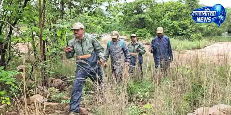 Sambalpur मॉनसून सीजन को लेकर देबरीगढ़ में विशेष तैयारी Sambalpur मॉनसून सीजन को लेकर देबरीगढ़ में विशेष तैयारी