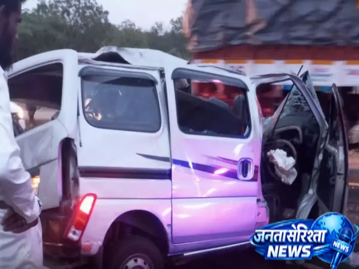 Tamil Nadu; में दर्दनाक हादसा, कार सवारों की मौत Tamil Nadu; में दर्दनाक हादसा, कार सवारों की मौत