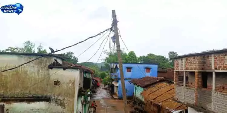 Balangir डूब क्षेत्र में बसे परिवारों पर मंडराया विस्थापन संकट Balangir डूब क्षेत्र में बसे परिवारों पर मंडराया विस्थापन संकट