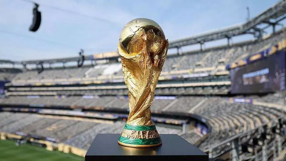 केरल के कई स्कूलों ने FIFA वर्ल्ड कप फाइनल के लिए सोमवार को छुट्टी की घोषणा की केरल के कई स्कूलों ने FIFA वर्ल्ड कप फाइनल के लिए सोमवार को छुट्टी की घोषणा की