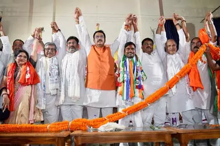 बांकीपुर उपचुनाव: एनडीए ने कार्यकर्ता सम्मेलन में दिखाई एकजुटता, जीत का किया दावा बांकीपुर उपचुनाव: एनडीए ने कार्यकर्ता सम्मेलन में दिखाई एकजुटता, जीत का किया दावा