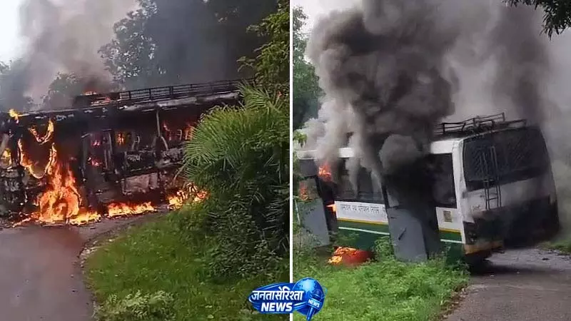 धीरा में चलती HRTC बस भस्म, अंदर थी 10 से 12 सवारियां धीरा में चलती HRTC बस भस्म, अंदर थी 10 से 12 सवारियां