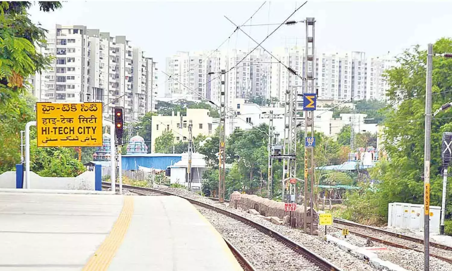 Telangana: हाई-टेक सिटी रेलवे स्टेशन को वर्ल्ड-क्लास मेकओवर मिला Telangana: हाई-टेक सिटी रेलवे स्टेशन को वर्ल्ड-क्लास मेकओवर मिला