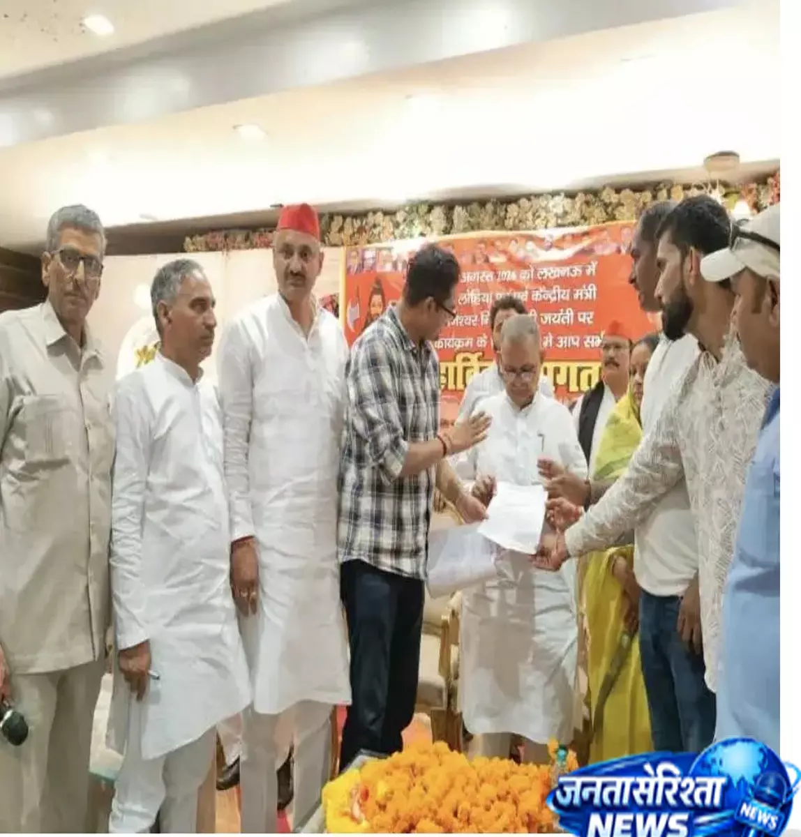 Brahmin प्रतिनिधित्व को लेकर सपा पर दबाव, मुरादाबाद में हुई बड़ी जनसभा Brahmin प्रतिनिधित्व को लेकर सपा पर दबाव, मुरादाबाद में हुई बड़ी जनसभा