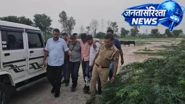 पुलिस एनकाउंटर में घायल हुआ 25 हजार का इनामी बदमाश पुलिस एनकाउंटर में घायल हुआ 25 हजार का इनामी बदमाश