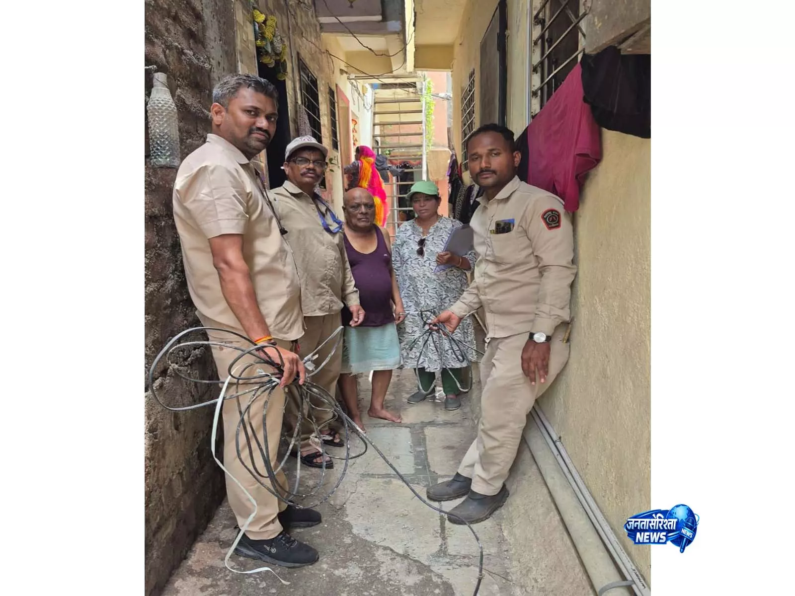 पुणे में बिजली चोरी पर MSEDCL की बड़ी कार्रवाई पुणे में बिजली चोरी पर MSEDCL की बड़ी कार्रवाई