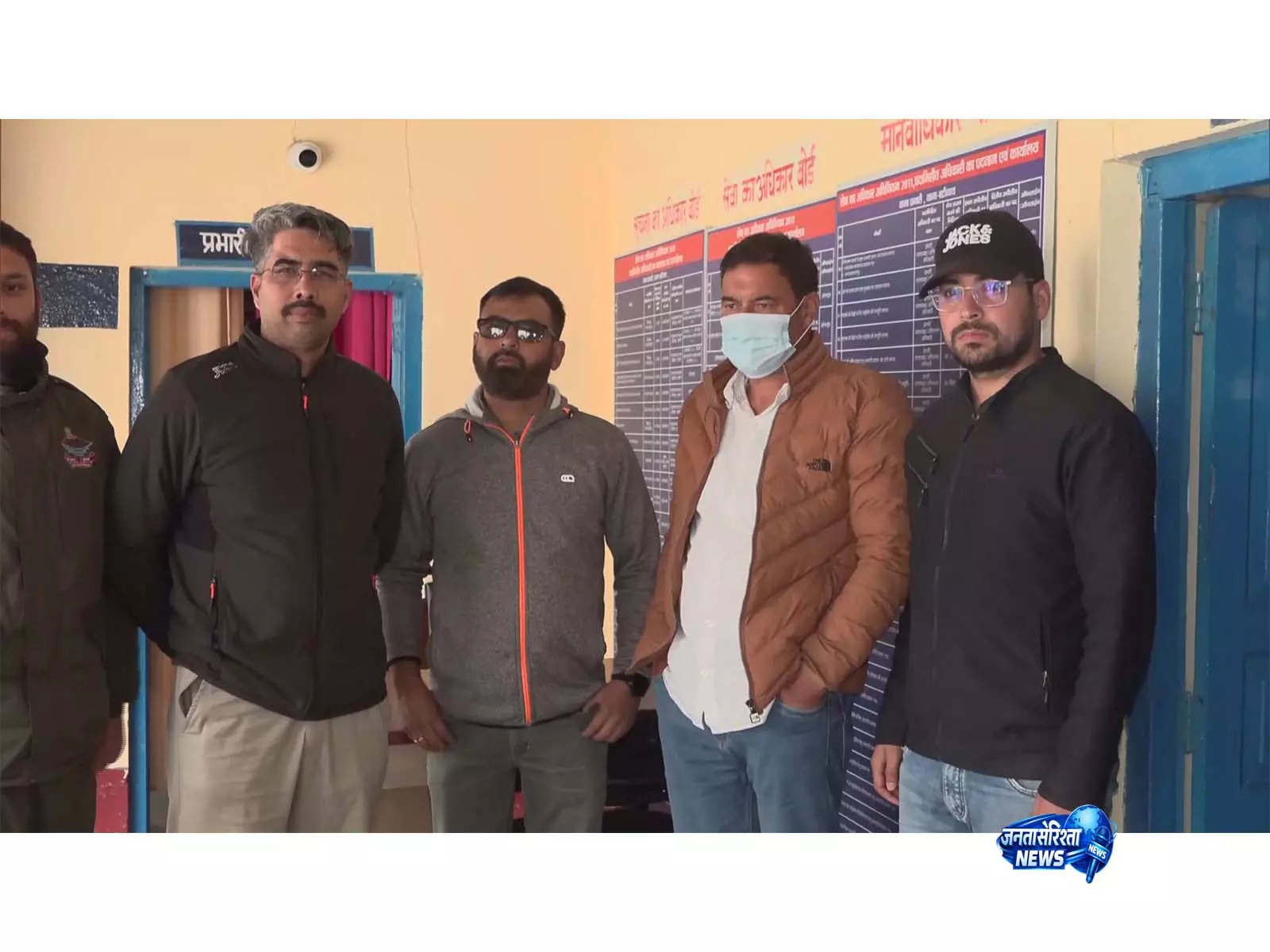 बदरीनाथ मंदिर दान चोरी मामले में पूर्व अधिकारी जेल भेजे गए बदरीनाथ मंदिर दान चोरी मामले में पूर्व अधिकारी जेल भेजे गए