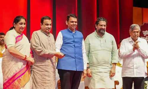पुणे में ₹18 हजार करोड़ के तीन एलिवेटेड रोड प्रोजेक्ट्स की शुरुआत पुणे में ₹18 हजार करोड़ के तीन एलिवेटेड रोड प्रोजेक्ट्स की शुरुआत
