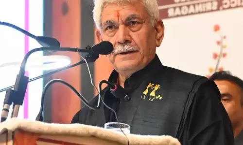 Srinagar: भारत के निजी अंतरिक्ष क्षेत्र को मिली नई उड़ान, उपराज्यपाल ने दी बधाई Srinagar: भारत के निजी अंतरिक्ष क्षेत्र को मिली नई उड़ान, उपराज्यपाल ने दी बधाई