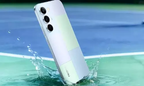 17 हजार सस्ता मिल रहा Realme का 7000mAh बैटरी वाला फोन 17 हजार सस्ता मिल रहा Realme का 7000mAh बैटरी वाला फोन