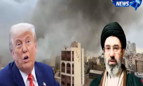 US-Iran Conflict: तेहरान का बड़ा दावा, कुवैत में अमेरिकी सैन्य ठिकानों पर ड्रोन अटैक US-Iran Conflict: तेहरान का बड़ा दावा, कुवैत में अमेरिकी सैन्य ठिकानों पर ड्रोन अटैक