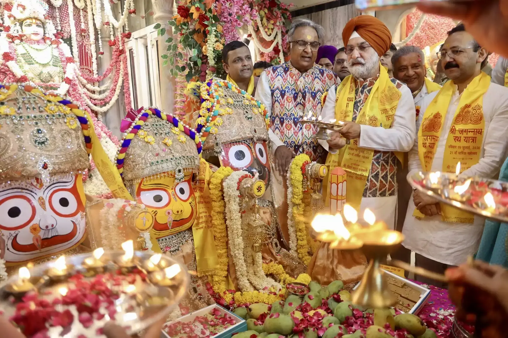 New Delhi: जगन्नाथ रथ यात्रा में शामिल हुए उपराज्यपाल, श्रद्धालुओं को दी शुभकामनाएं New Delhi: जगन्नाथ रथ यात्रा में शामिल हुए उपराज्यपाल, श्रद्धालुओं को दी शुभकामनाएं