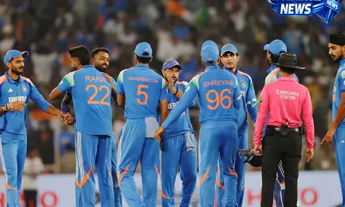 तीसरे वनडे में बड़ा अपडेट, इंग्लैंड ने जीता टॉस, भारत की गेंदबाजी और बुमराह पर सस्पेंस तीसरे वनडे में बड़ा अपडेट, इंग्लैंड ने जीता टॉस, भारत की गेंदबाजी और बुमराह पर सस्पेंस