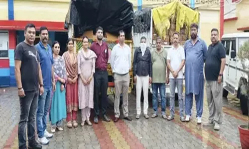 Uttarakhand में फर्जी दवा नेटवर्क का पर्दाफाश, लाखों की नकली दवाएं बरामद Uttarakhand में फर्जी दवा नेटवर्क का पर्दाफाश, लाखों की नकली दवाएं बरामद