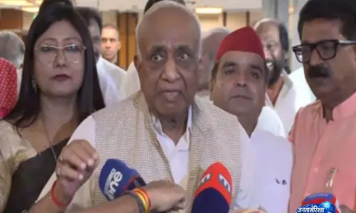 सरकार के NCPI आमंत्रण पर वॉकआउट के बाद विपक्षी दल सर्वदलीय बैठक में लौटे सरकार के NCPI आमंत्रण पर वॉकआउट के बाद विपक्षी दल सर्वदलीय बैठक में लौटे