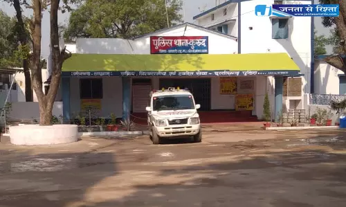 अभनपुर-कुरुद हाईवे में मंदरौद के पास लूटपाट अभनपुर-कुरुद हाईवे में मंदरौद के पास लूटपाट