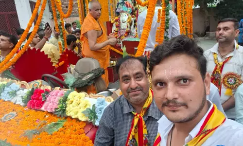 Jai Jagannath; के जयकारों से गूंजा सरसावा, भव्य शोभायात्रा में जुटे श्रद्धालु Jai Jagannath; के जयकारों से गूंजा सरसावा, भव्य शोभायात्रा में जुटे श्रद्धालु