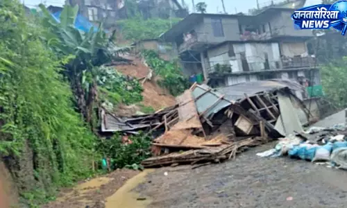 नागालैंड में भारी बारिश से तबाही, भीषण भूस्खलन में 3 लोगों की मौत नागालैंड में भारी बारिश से तबाही, भीषण भूस्खलन में 3 लोगों की मौत