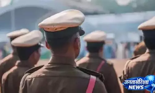 विवाद के बाद प्रशासन का बड़ा कदम, बदले थानेदार विवाद के बाद प्रशासन का बड़ा कदम, बदले थानेदार
