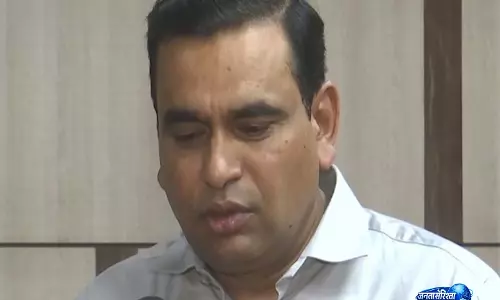 कांग्रेस सांसद का BJP पर हमला, बोले- विपक्ष की बात नहीं सुनना चाहती सरकार कांग्रेस सांसद का BJP पर हमला, बोले- विपक्ष की बात नहीं सुनना चाहती सरकार